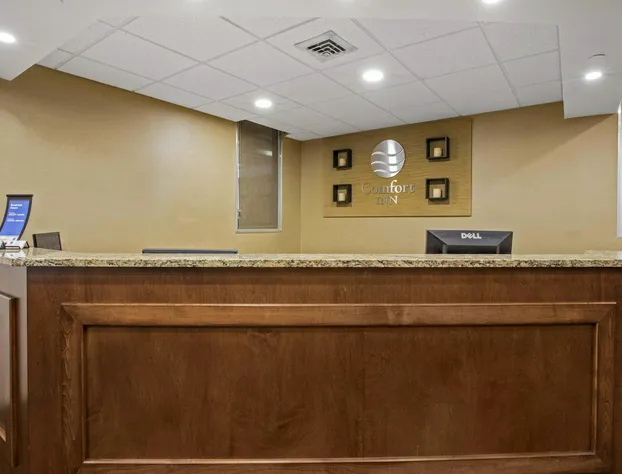 Comfort Inn Memphis Downtown hotel detail image 2