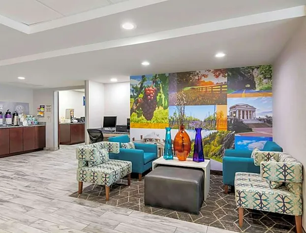 Clarion Pointe Charlottesville hotel detail image 3