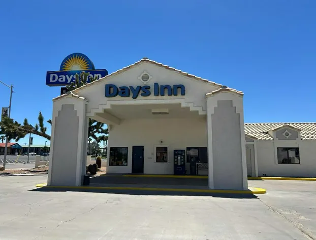 Days Inn by Wyndham Kingman West hotel detail image 1