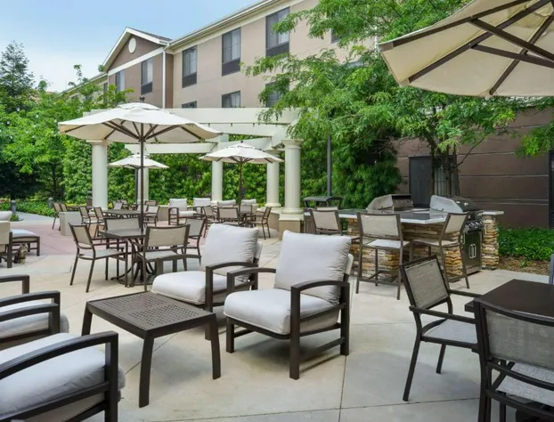 Homewood Suites by Hilton Fresno hotel detail image 2