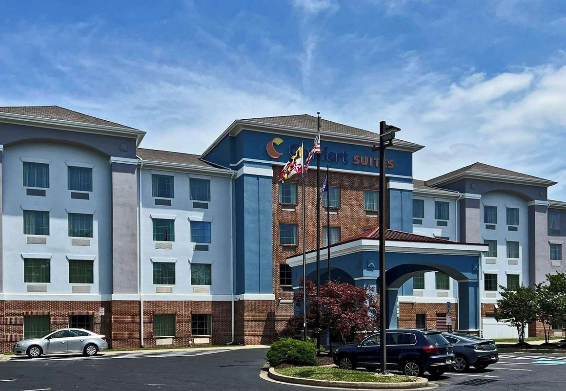 Comfort Suites Columbia Gateway hotel hero