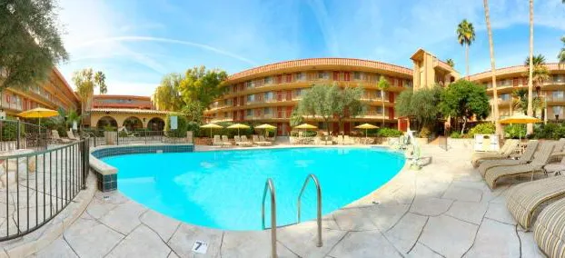 Motel 6 Phoenix, AZ – Sky Harbor hotel detail image 1