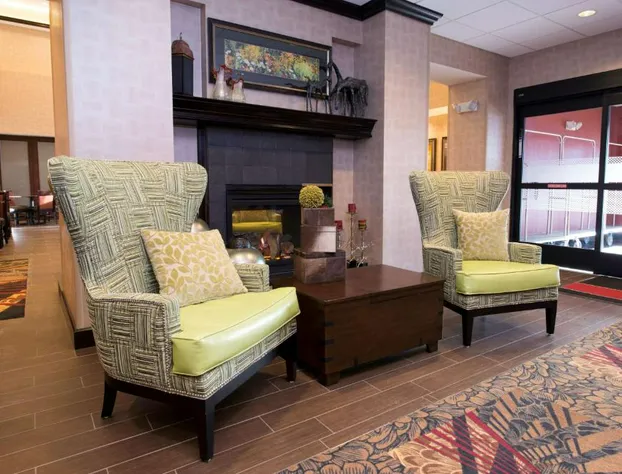 Hampton Inn & Suites Bismarck Northwest hotel detail image 4