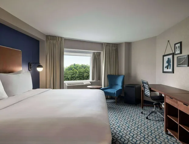 Wyndham Grand Fallsview Hotel hotel detail image 4