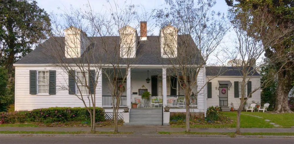 Magnolia Cottage Bed and Breakfast hotel hero