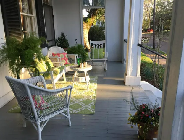 Magnolia Cottage Bed and Breakfast hotel detail image 3