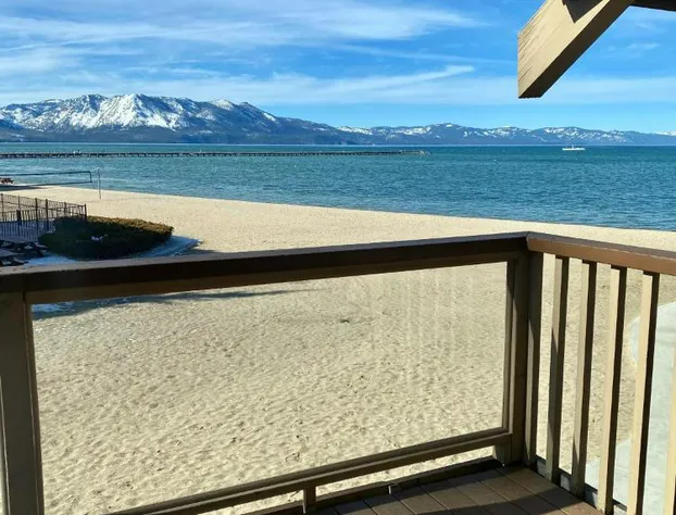 Tahoe Lakeshore Lodge & Spa hotel detail image 2