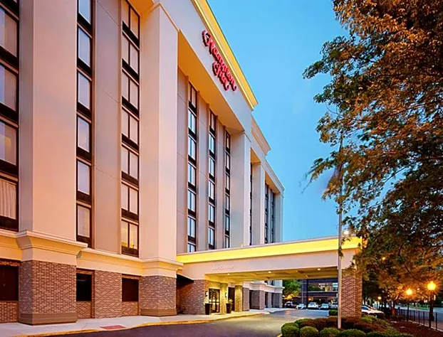 Hampton Inn Louisville Downtown hotel detail image 1