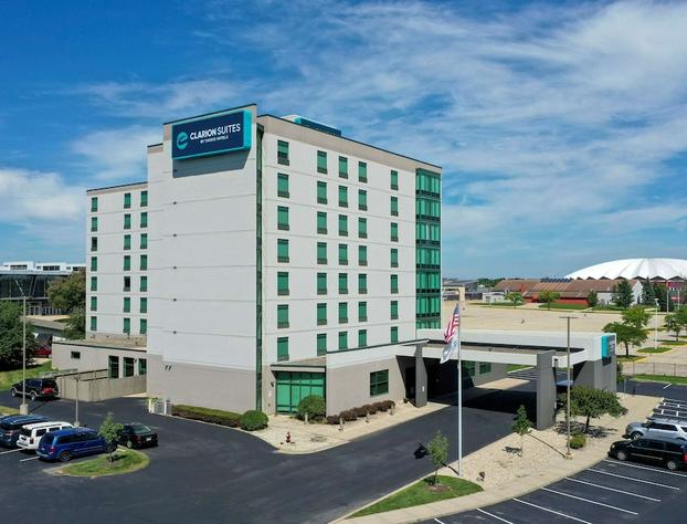 Clarion Suites At The Alliant Energy Center hotel detail image 2