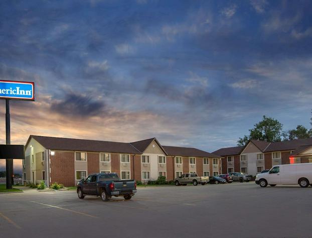 AmericInn by Wyndham Council Bluffs hotel detail image 2