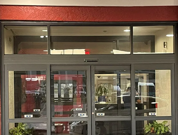 Ramada by Wyndham Oklahoma City Airport North hotel detail image 3