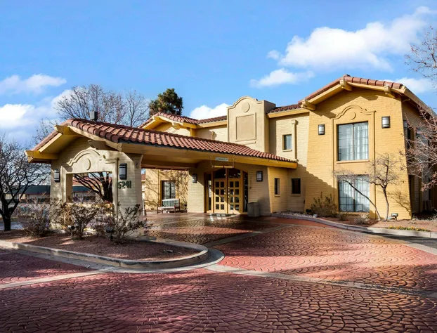 La Quinta Inn by Wyndham Albuquerque Northeast hotel detail image 2