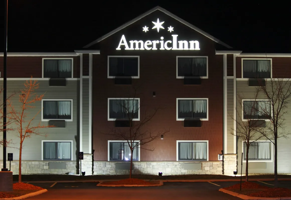 AmericInn by Wyndham Cedar Rapids Airport hotel hero