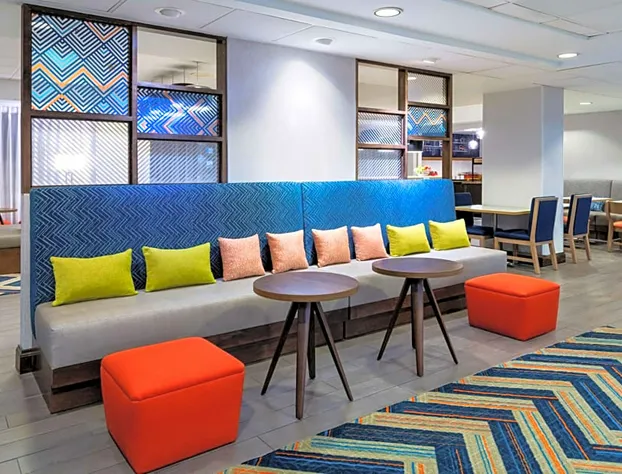 Hampton Inn Denver-International Airport hotel detail image 3