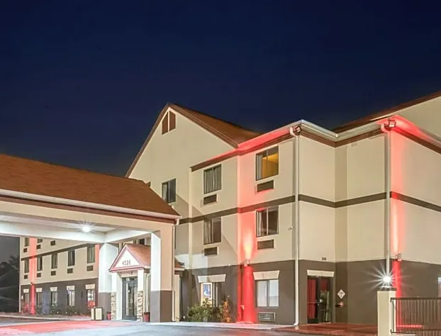 Red Roof Inn & Suites Augusta West hotel detail image 1