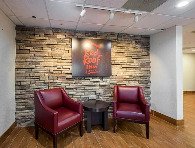 Red Roof Inn & Suites Augusta West hotel detail image 4