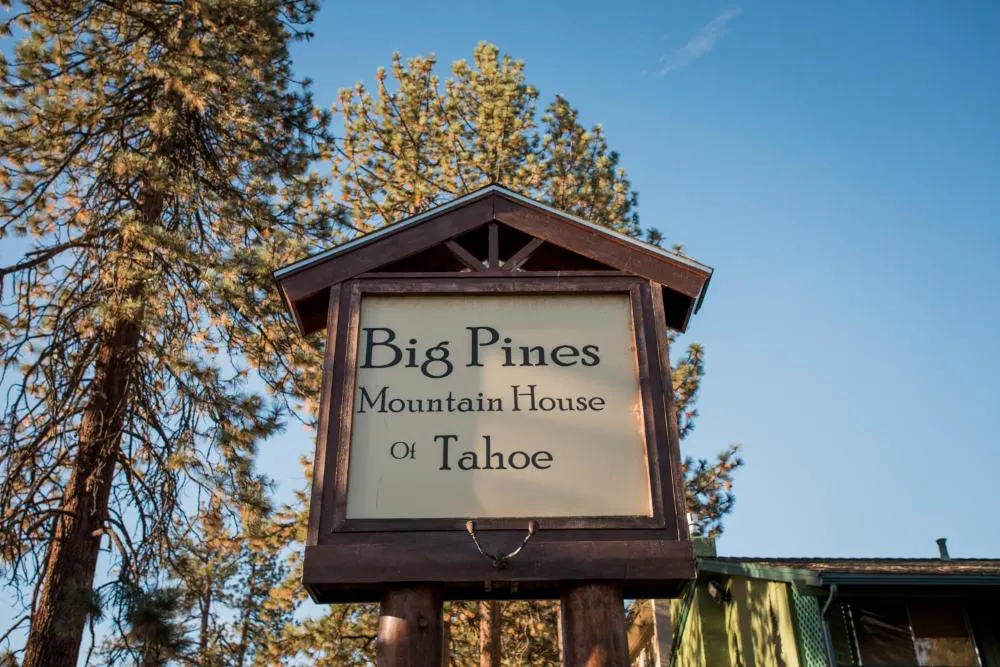 Big Pines Mountain House hotel hero