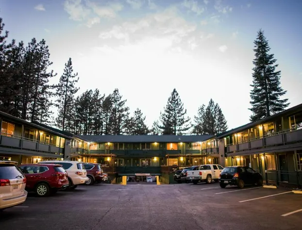 Big Pines Mountain House hotel detail image 1