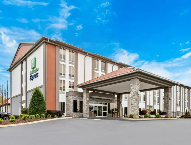 Holiday Inn Express Nashville-Hendersonville by IHG hotel detail image 1