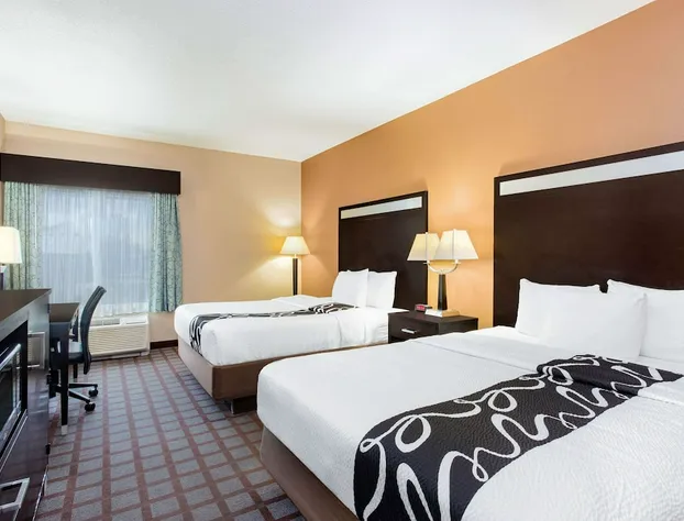 Spark by Hilton Plainfield Indianapolis Airport hotel detail image 2