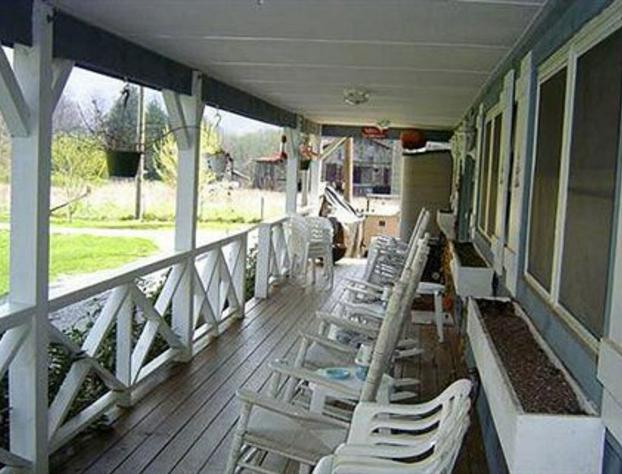 Misty Mountain Ranch B&B hotel detail image 1