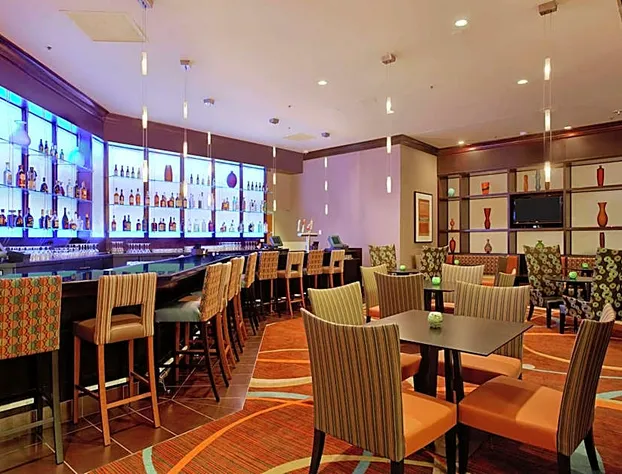 Hilton Rosemont Chicago O'Hare hotel detail image 3