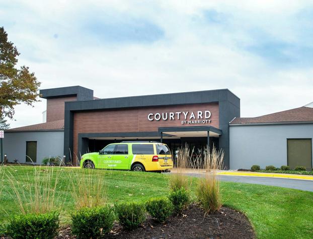 Courtyard by Marriott Dulles Airport Herndon/Reston hotel detail image 2