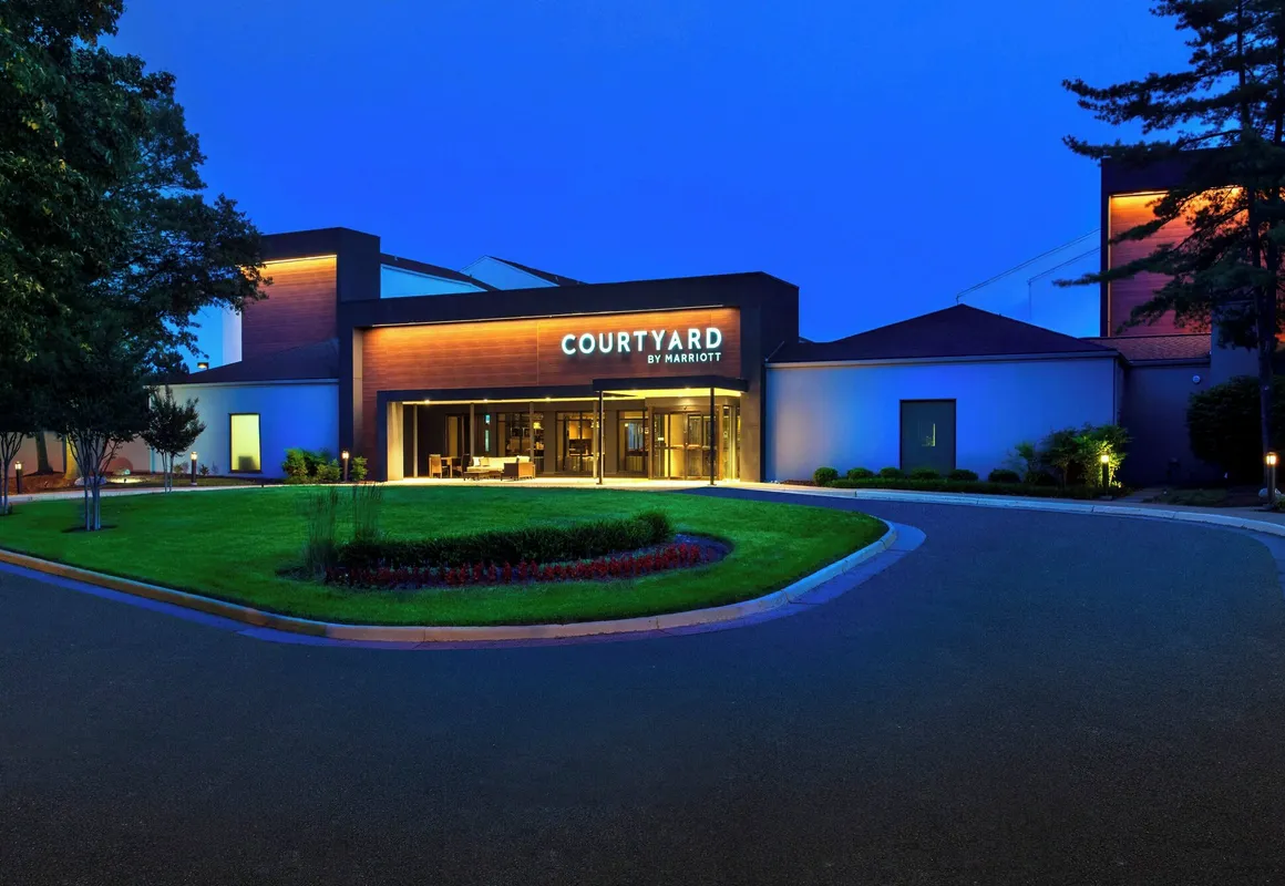 Courtyard by Marriott Dulles Airport Herndon/Reston hotel hero
