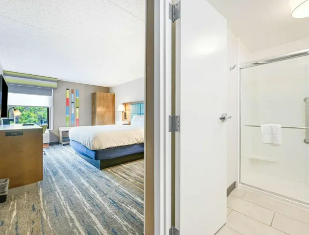 Hampton Inn St. Louis/Westport hotel detail image 3