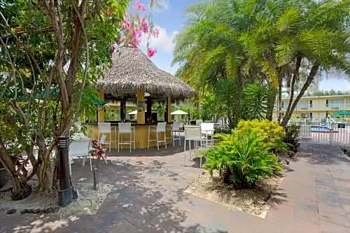 Ramada by Wyndham Fort Lauderdale Airport/Cruise Port hotel detail image 1