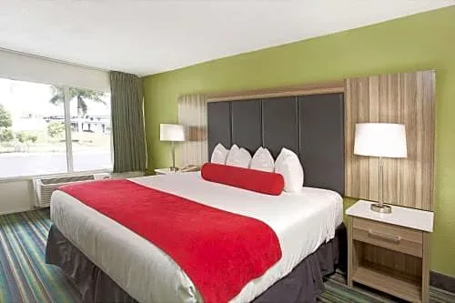 Ramada by Wyndham Fort Lauderdale Airport/Cruise Port hotel detail image 4