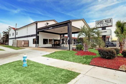 Grand Villa Inn Galleria hotel hero