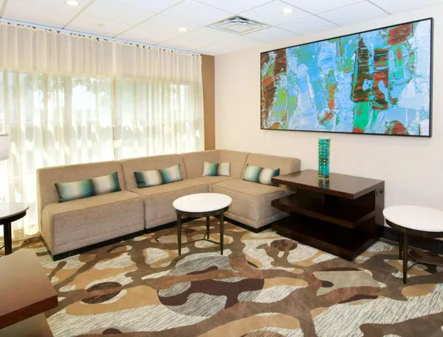 Embassy Suites by Hilton Cincinnati Northeast Blue Ash hotel detail image 1