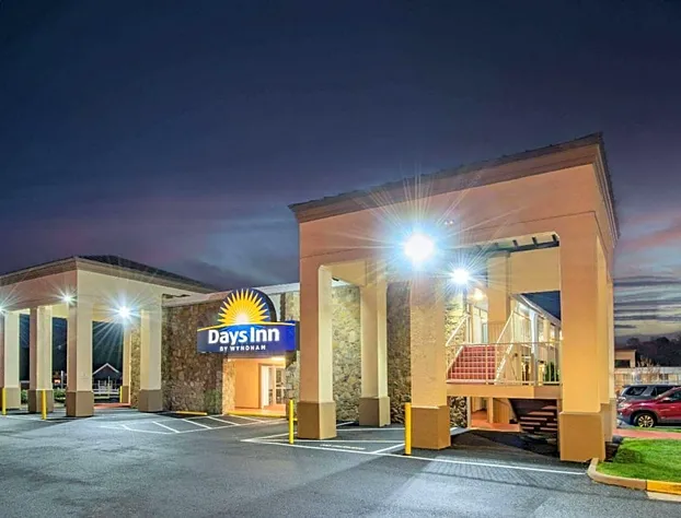 Days Inn by Wyndham Charlottesville/University Area hotel detail image 1