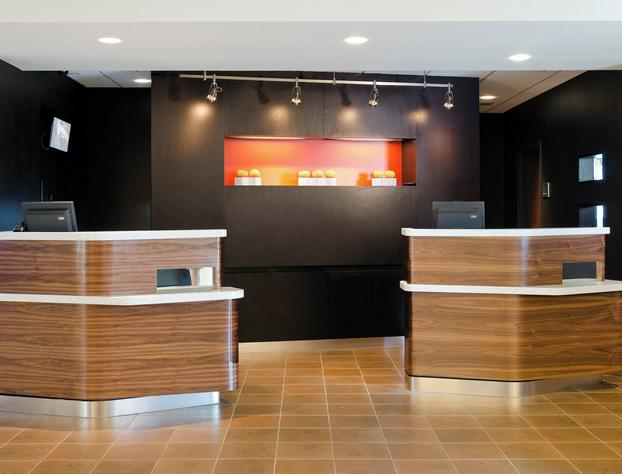 Courtyard by Marriott St Louis Westport Plaza hotel detail image 3