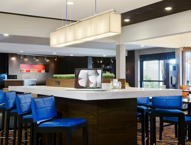 Courtyard by Marriott St Louis Westport Plaza hotel detail image 4