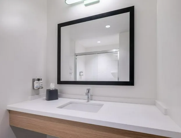 Garner Hotel Glen Burnie BWI Airport Area by IHG hotel detail image 4