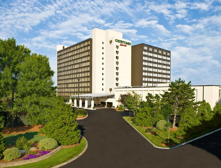 Courtyard by Marriott Boston Logan Airport hotel detail image 1