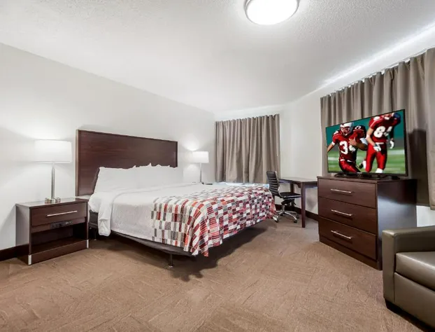 Red Roof Inn & Suites Omaha - Council Bluffs hotel detail image 2