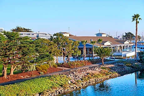 DoubleTree by Hilton Hotel Berkeley Marina hotel hero