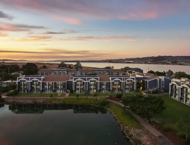 DoubleTree by Hilton Hotel Berkeley Marina hotel detail image 1