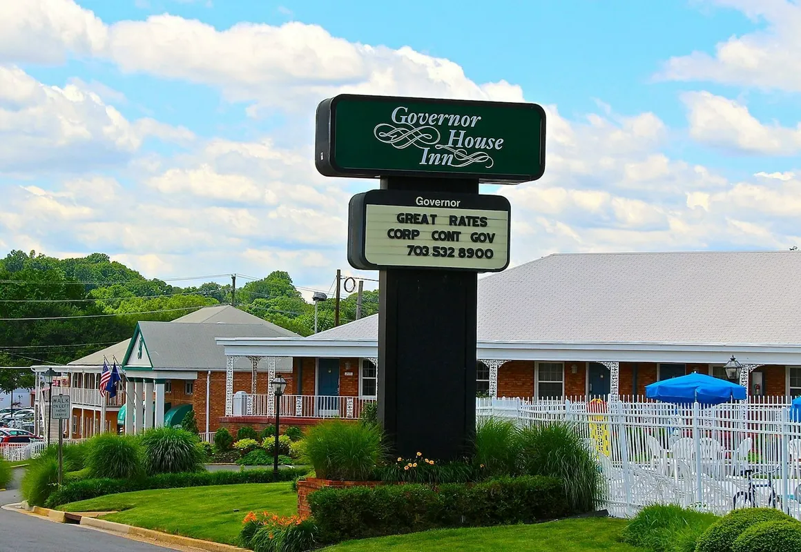 Governor House Inn Arlington/Falls Church hotel hero