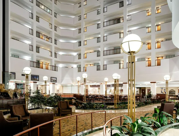 Embassy Suites by Hilton Portland Airport hotel detail image 4