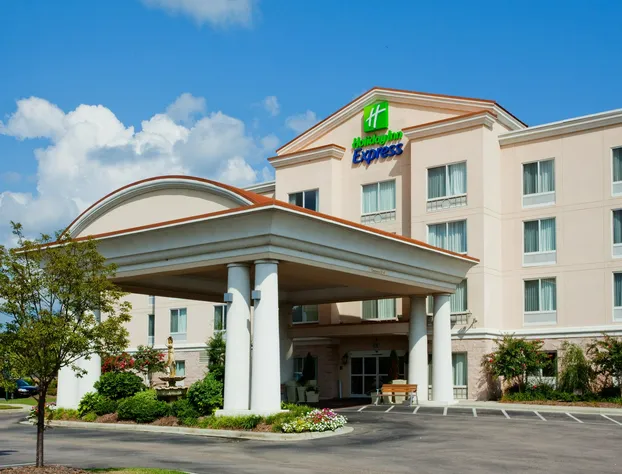 Holiday Inn Express Hotel & Suites Concord by IHG hotel detail image 1