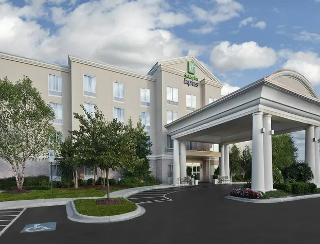 Holiday Inn Express Hotel & Suites Concord by IHG hotel detail image 3