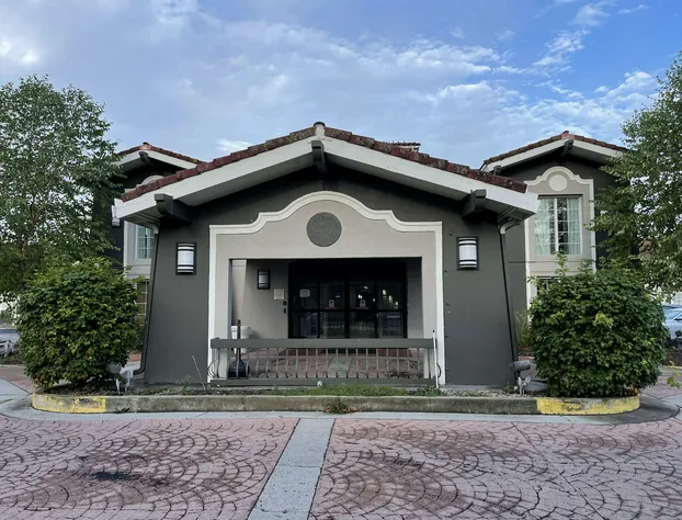 Baymont by Wyndham Indianapolis Airport Lynhurst hotel detail image 2