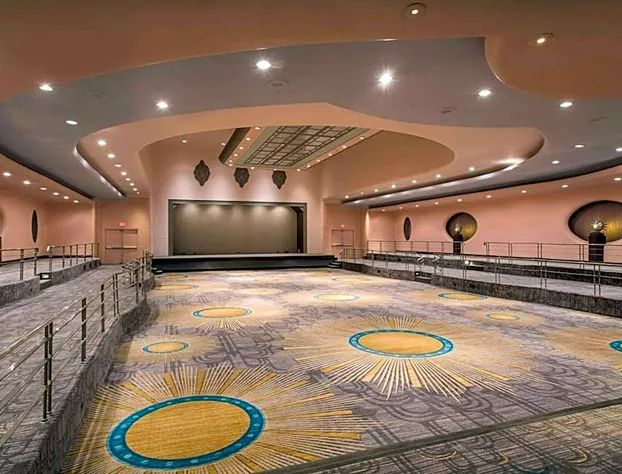 Hilton Cincinnati Netherland Plaza hotel detail image 4