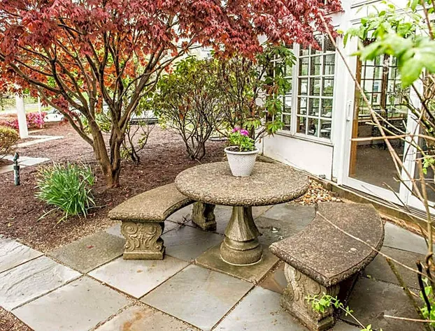 Quality Inn Pittsburgh Airport hotel detail image 1