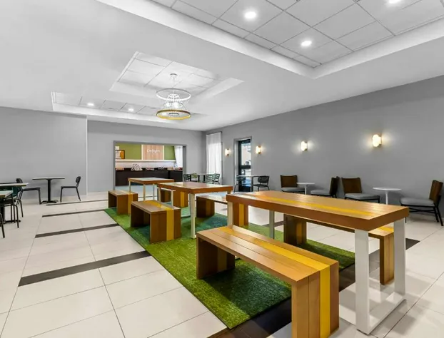 Spark by Hilton Bensalem Philadelphia hotel detail image 4