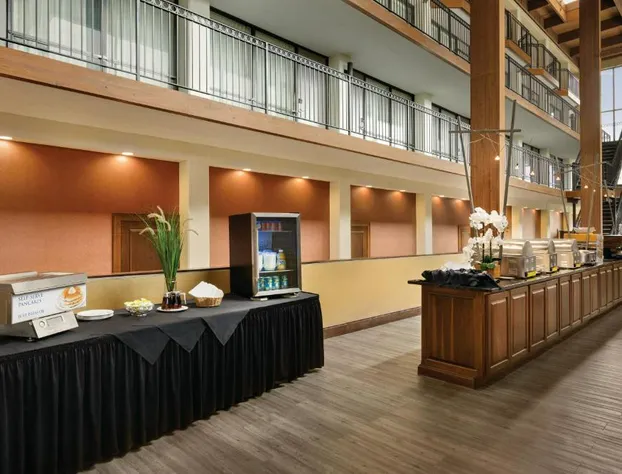 Radisson Hotel Lenexa Overland Park hotel detail image 4